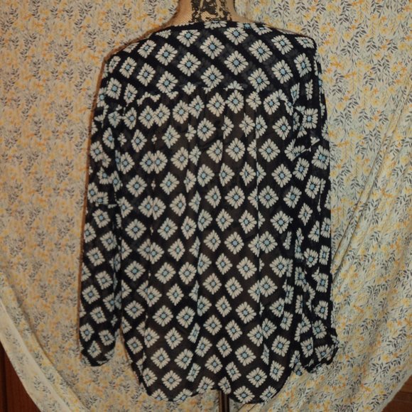 Tunic Style Top - Picture 7 of 7